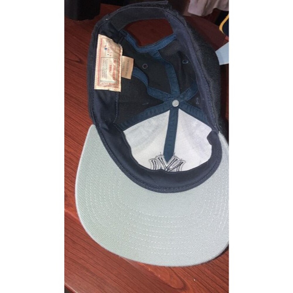 Vintage New York Yankees Hat – Adjustable – Twins Enterprise Inc. – MLB Genuine - Picture 4 of 5
